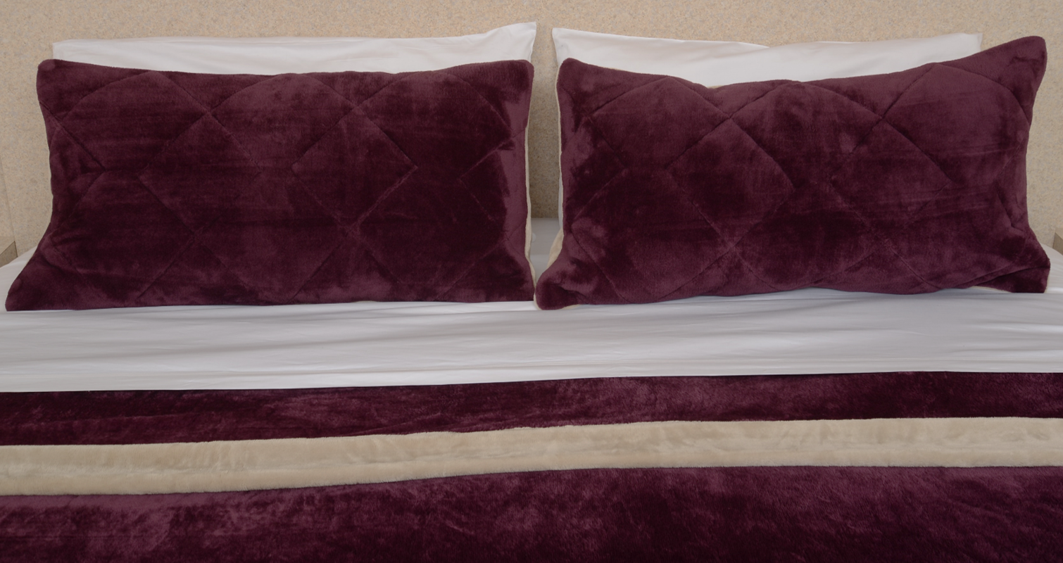 Burgundy & Tawney Taupe King/Cal King