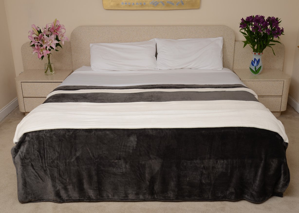 Charcoal & Cream Arc of Love King/Cal King