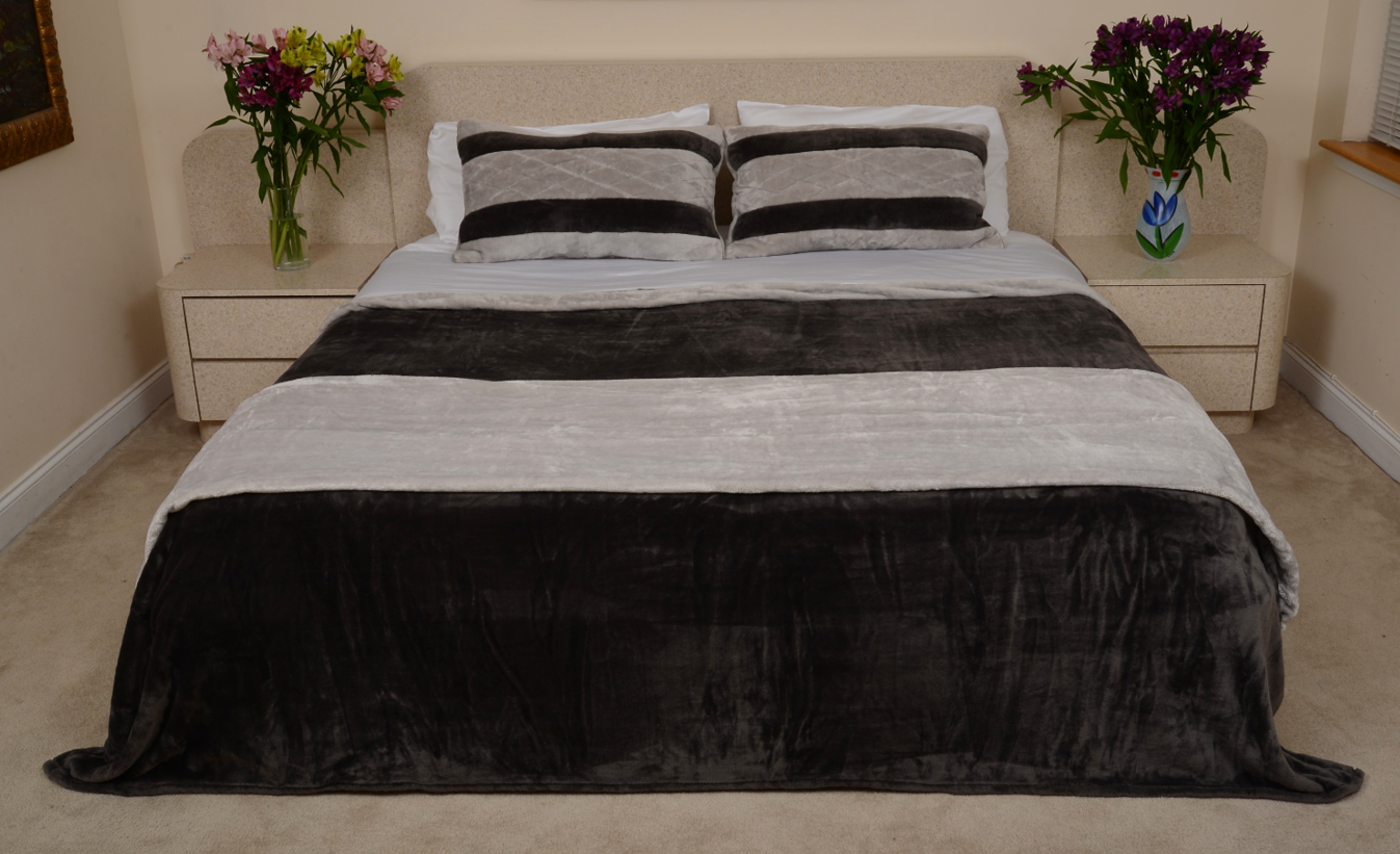 Charcoal & Silver King/Cal King