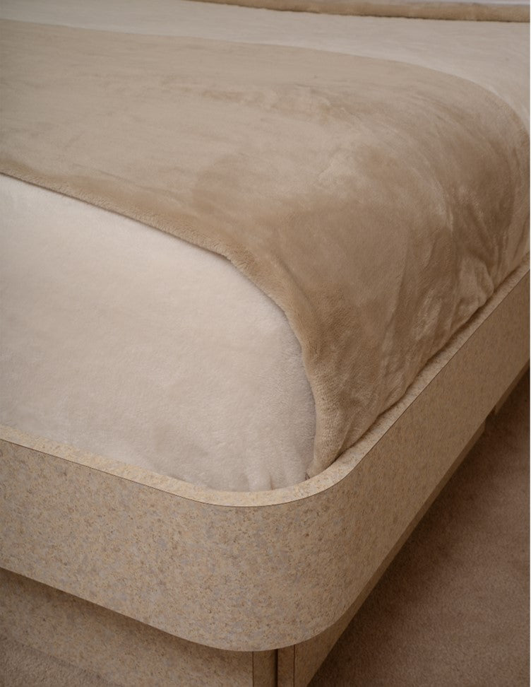 Cream & Tawney Taupe King/Cal King