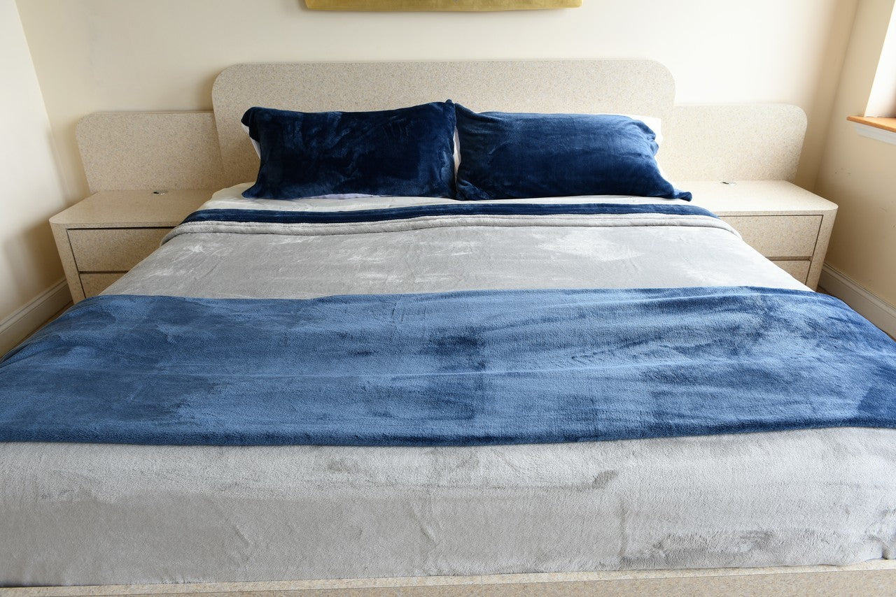 Silver & Tardis King/Cal King