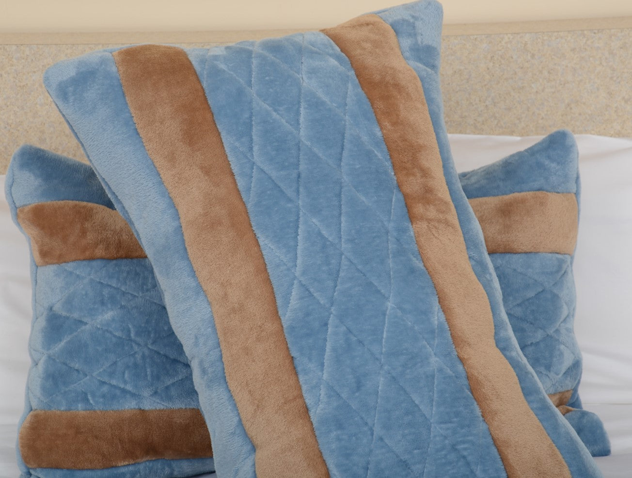 Light Blue & Light Brown King/Cal King