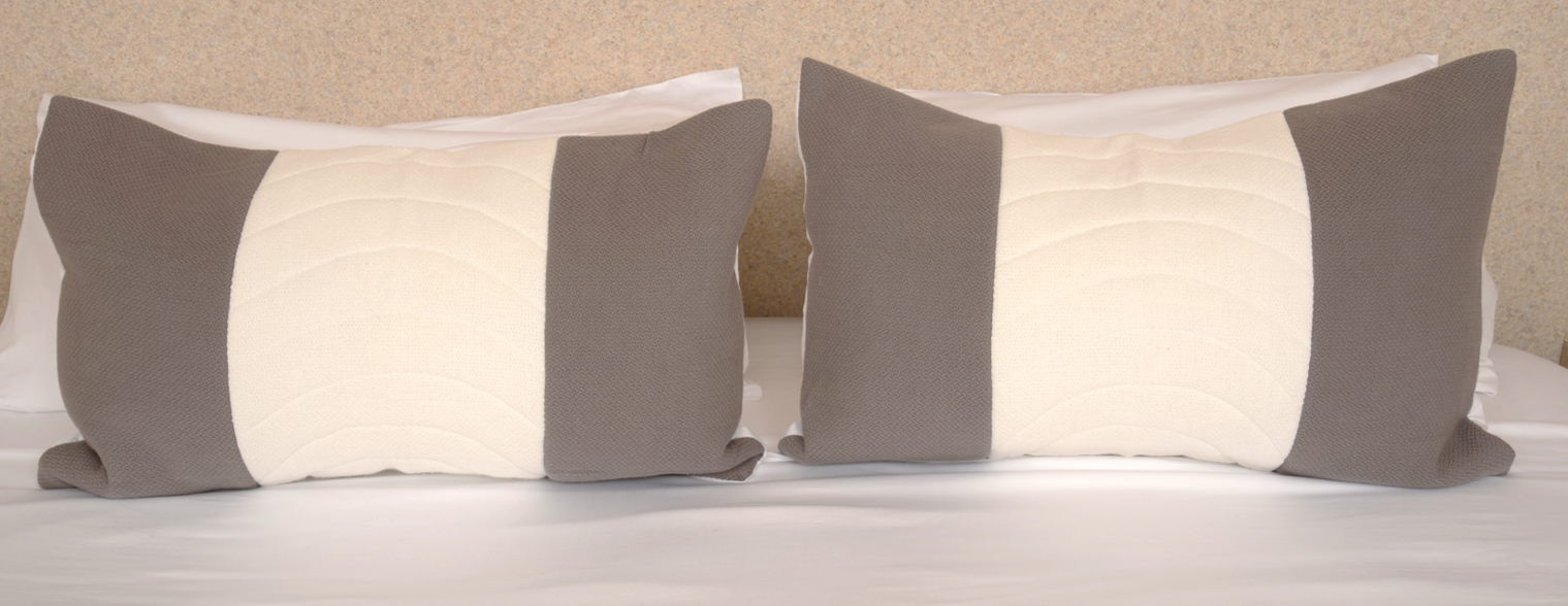 Off-White Cream & Grey 100% Cotton King/Cal King