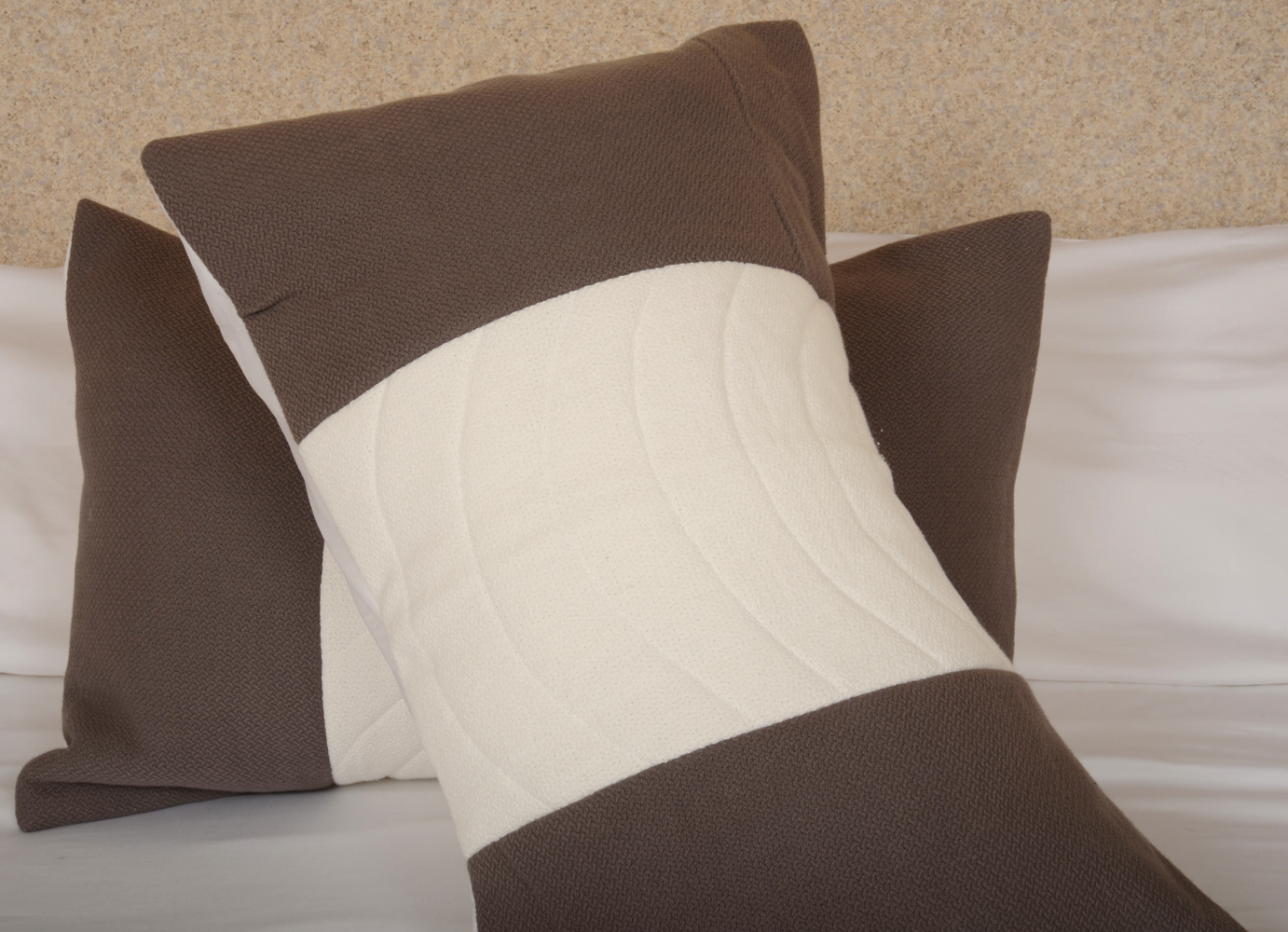 Off-White Cream & Grey 100% Cotton King/Cal King