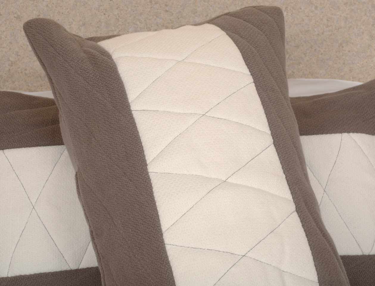 Off-White Cream & Grey Cotton King/Cal King