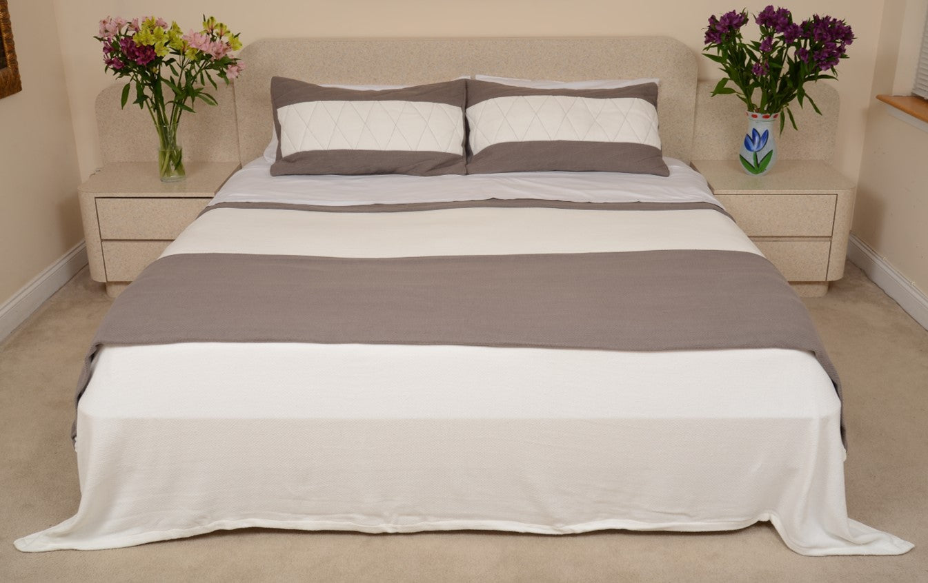 Off-White Cream & Grey Cotton King/Cal King