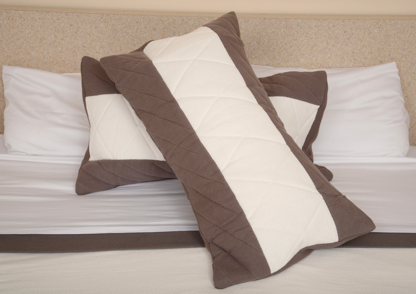 Off-White Cream & Grey With Turndown 100% Cotton King / Cal King