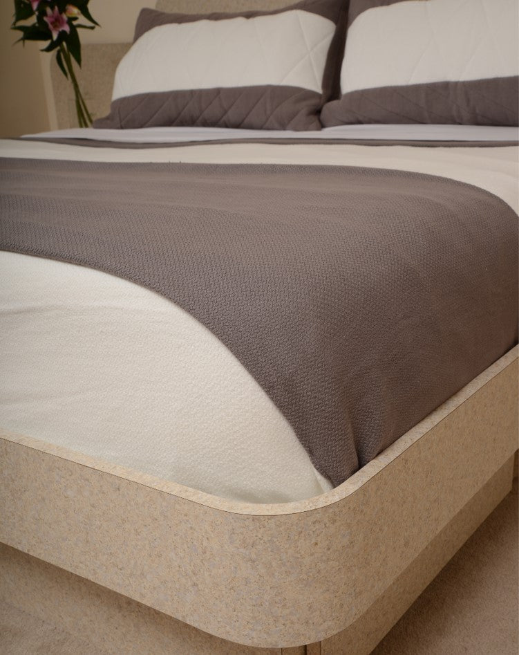 Off-White Cream & Grey With Turndown 100% Cotton King / Cal King