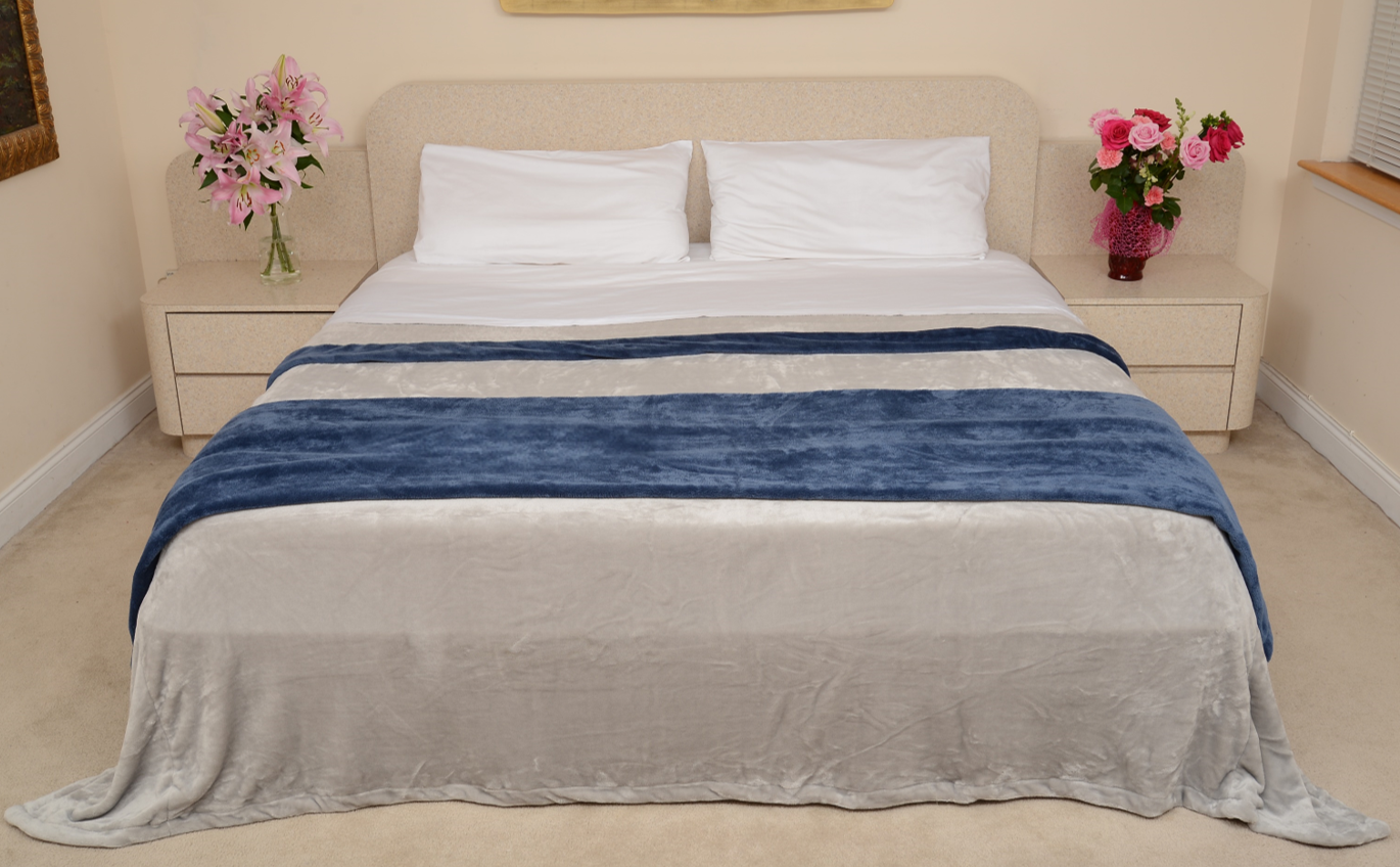 Silver Gray & Navy Blue King/Cal King