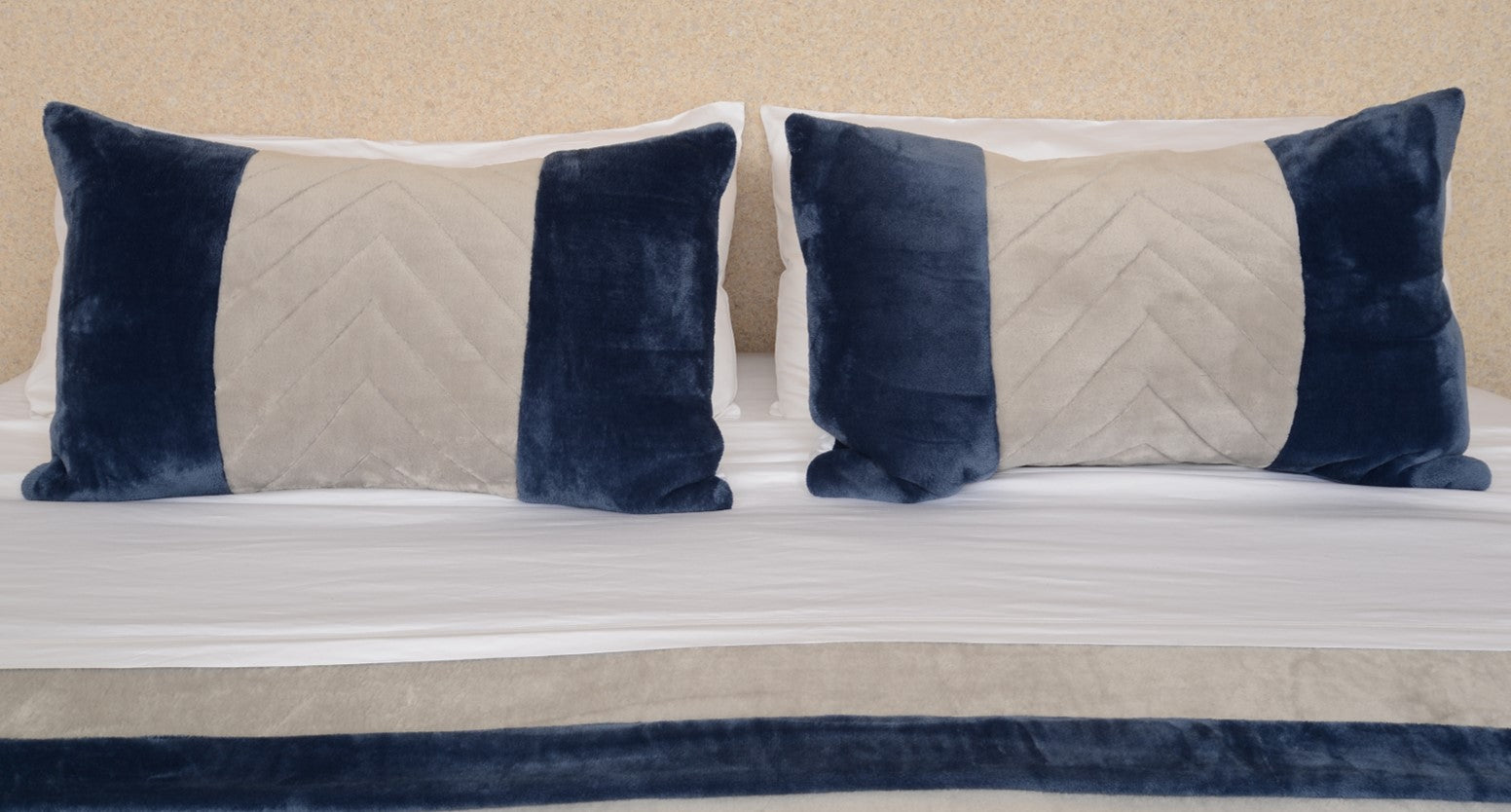 Silver Gray & Navy King/Cal King