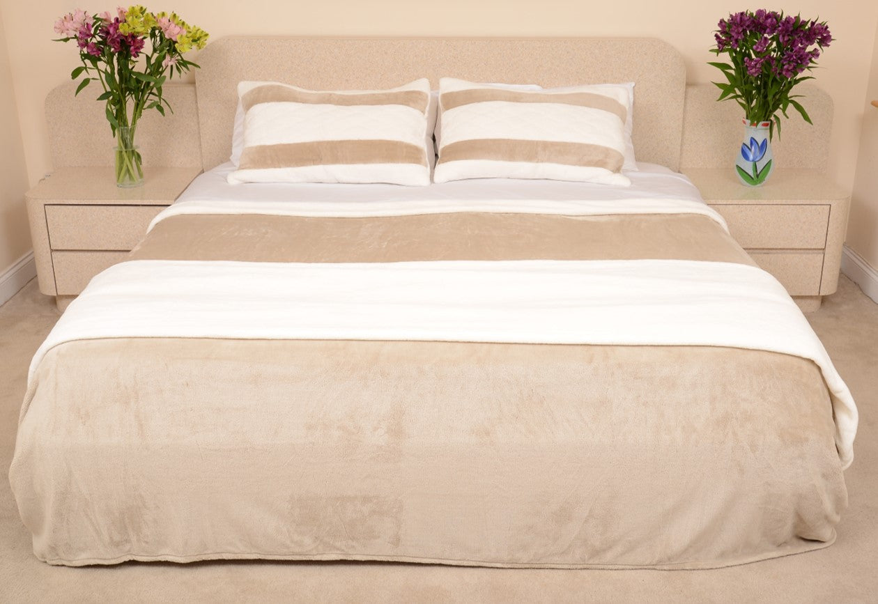 Tawney & Cream King / Cal King