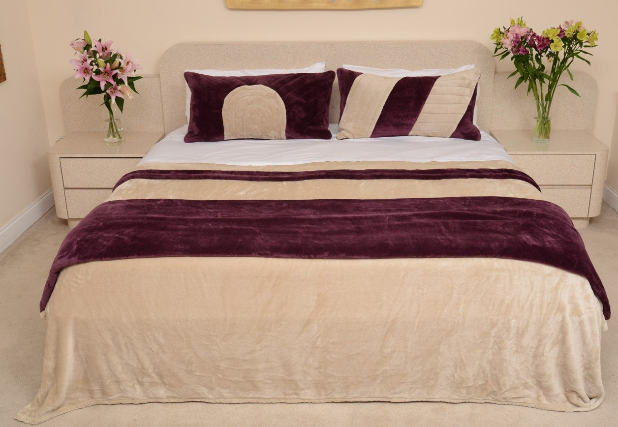 Tawney Taupe & Burgundy King/Cal King