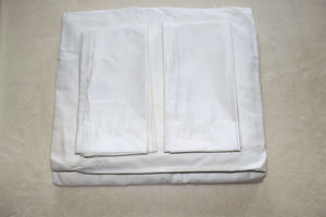 Delish Cotton Sateen Sheets (White)